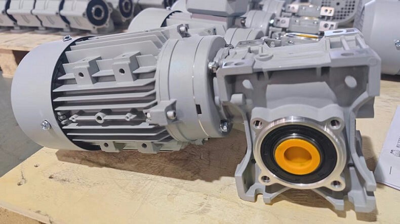 艾思捷蝸輪蝸桿減速機在哪些環(huán)境中比較適用？